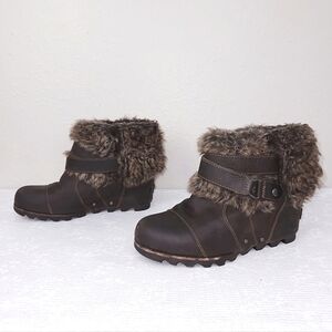SOREL Joan Of Arctic Wedge Brown Leather Faux-Fur Ankle Booties US 7.5